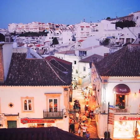 2 Bedrooms At 400 M Away From The Beach With Sea View Furnished Terrace And Wifi * Albufeira