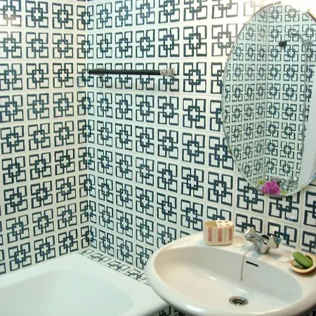 2 Bedrooms At 400 M Away From The Beach With Sea View Furnished Terrace And Wifi 아파트 *